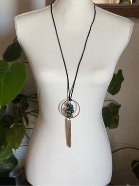 Vintage Teal & Gold Circle Pendant Chain Tassels Necklace
